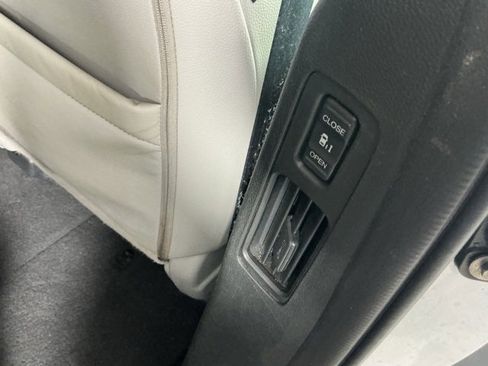 Used 2018 Honda Odyssey EX-L image 11