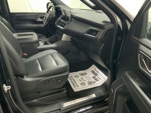 Used 2024 Chevrolet Suburban LT AWD/4WD image 21