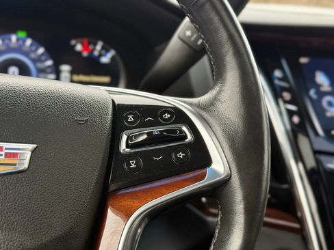 Used 2016 Cadillac Escalade Premium image 23
