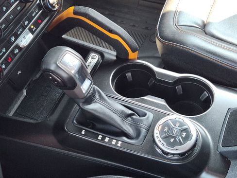 Used 2021 Ford Bronco Badlands image 21