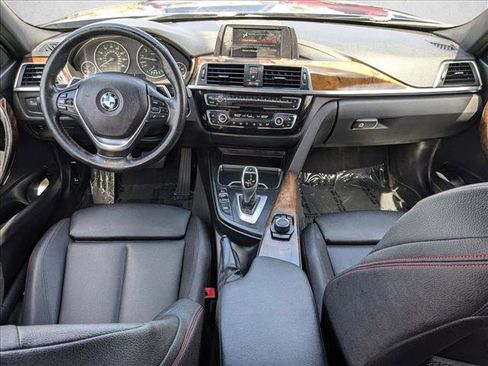 Used 2018 BMW 330i Sedan RWD image 16
