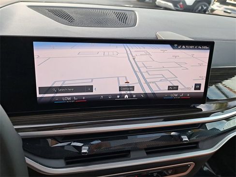 Used 2025 BMW X5 sDrive40i w/ Premium Package image 27