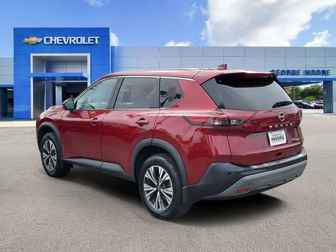Used 2022 Nissan Rogue SV AWD/4WD image 3