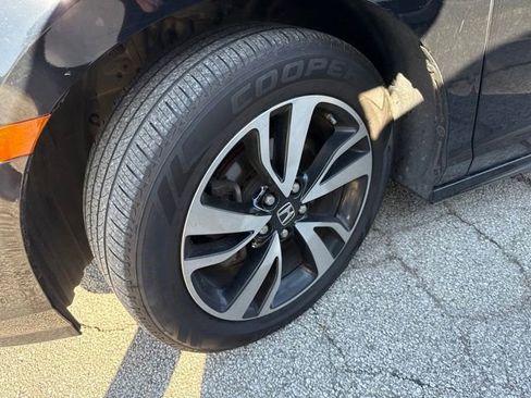 Used 2019 Honda Odyssey Elite image 8