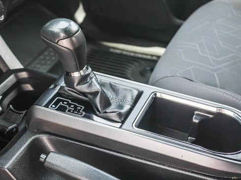 Used 2018 Toyota Tacoma TRD Off-Road RWD image 20