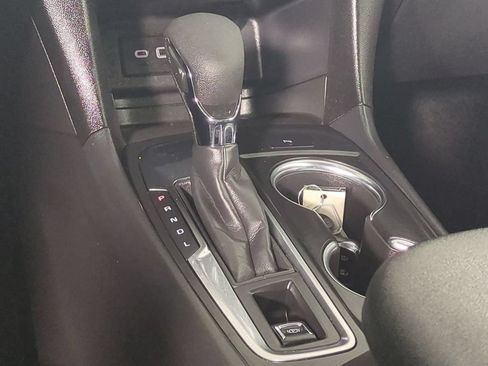 Used 2024 Chevrolet Equinox LT FWD image 22