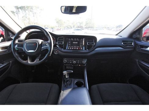Used 2022 Dodge Durango SXT image 12