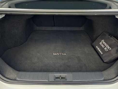 Used 2025 Nissan Sentra S FWD image 12