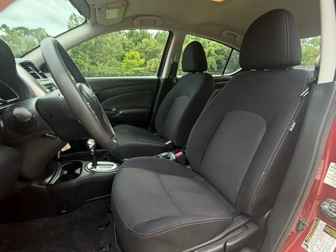 Used 2016 Nissan Versa SV FWD image 14