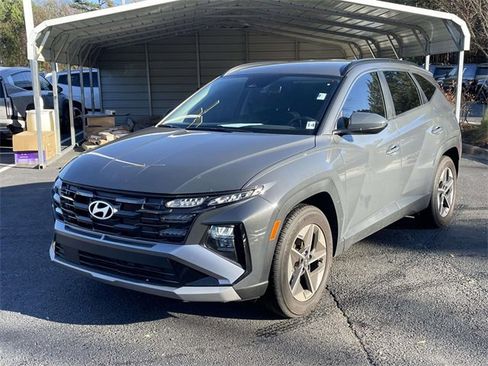 Certified 2025 Hyundai Tucson SEL image 3