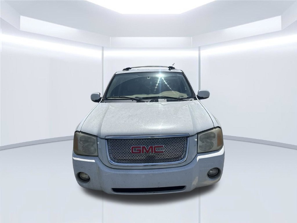 Used 2007 GMC Envoy Denali RWD image 4