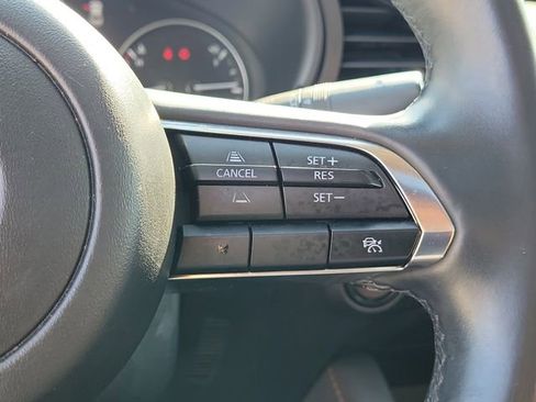 Used 2024 MAZDA MAZDA3 s image 23