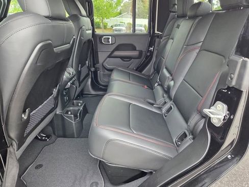 New 2026 Jeep Gladiator Rubicon image 8
