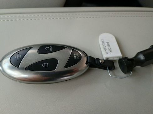 New 2026 Hyundai Santa Fe SE image 31