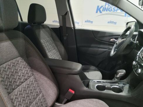 Used 2023 Chevrolet Equinox LT image 22