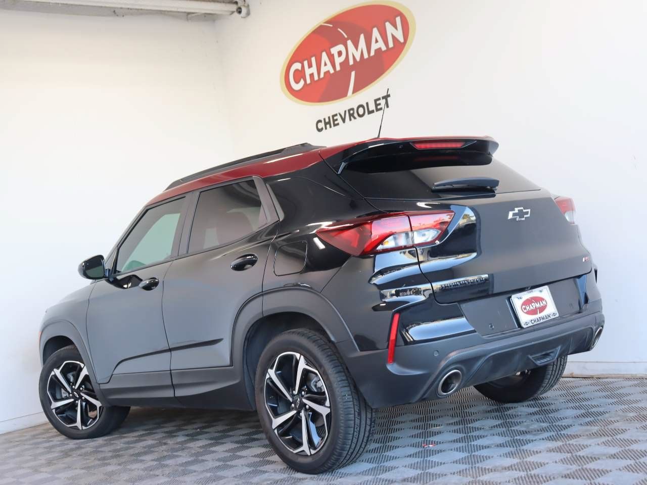 Used 2021 Chevrolet TrailBlazer RS w/ Technology Package FWD image 4