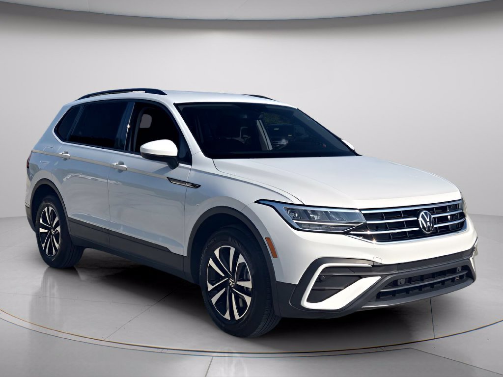 Certified 2023 Volkswagen Tiguan S FWD image 8