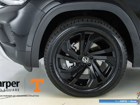 Used 2022 Volkswagen Atlas SE w/ Panoramic Sunroof Package image 5