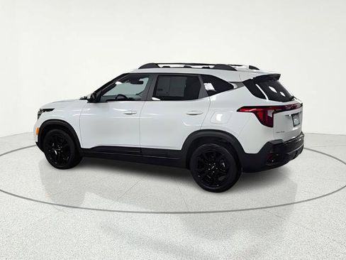 Certified 2024 Kia Seltos X-Line AWD/4WD image 3