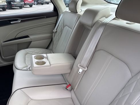 Used 2017 Ford Fusion Platinum image 29