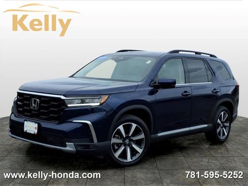 Certified 2024 Honda Pilot Touring image 1