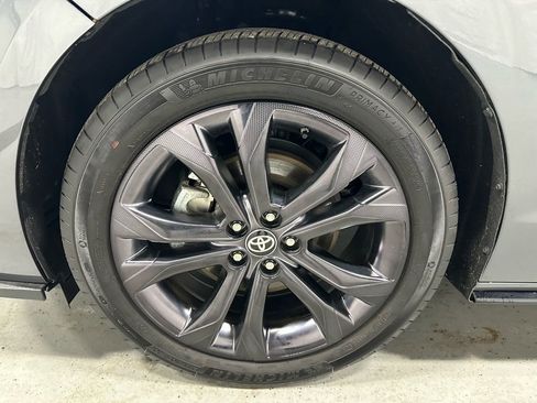 Used 2025 Toyota Sienna XSE image 67