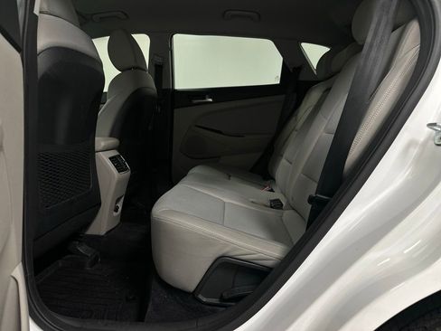 Used 2019 Hyundai Tucson SEL w/ Cargo Package image 17