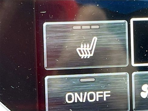 Used 2023 Subaru Ascent Premium w/ Convenience Package image 21