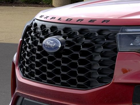 New 2026 Ford Explorer ST-Line w/ ST-Line Street Pack AWD/4WD image 18