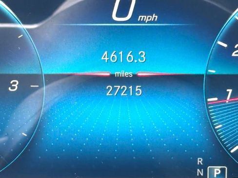 Used 2021 Mercedes-Benz A 220 4MATIC image 17