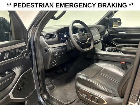 Certified 2024 Jeep Wagoneer Series II w/ Flexible Seating Group AWD/4WD image 12