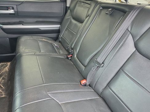 Used 2016 Toyota Tundra SR5 image 17