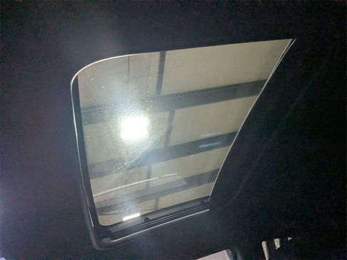 Used 2017 Chevrolet Camaro SS image 16