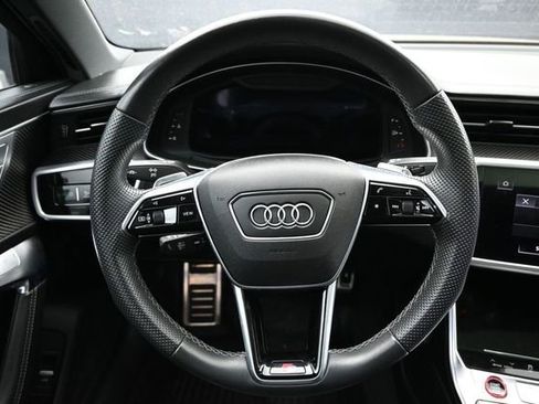 Used 2022 Audi S6 Premium Plus w/ S Sport Package AWD/4WD image 17