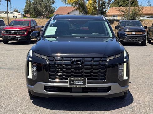 Used 2023 Hyundai Palisade SEL FWD image 6