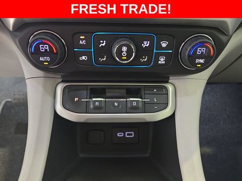 Used 2020 GMC Acadia SLE w/ Driver Convenience Package AWD/4WD image 18