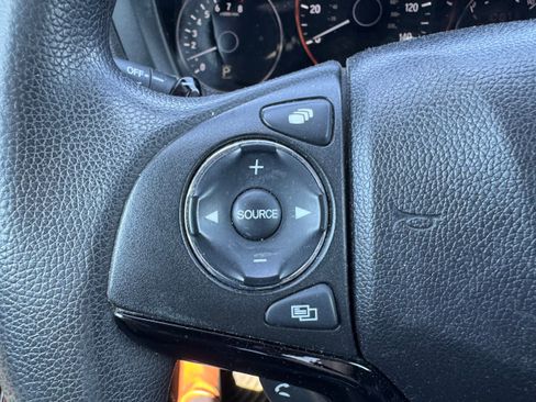 Used 2016 Honda HR-V EX image 16