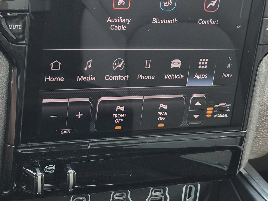 New 2026 RAM 1500 Laramie w/ Advanced Safety Group II AWD/4WD image 31