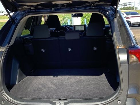 Used 2024 Toyota RAV4 XLE FWD image 26