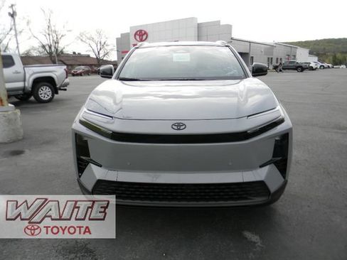 New 2026 Toyota C-HR AWD/4WD image 6