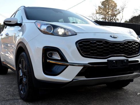 Used 2020 Kia Sportage S w/ S Sunroof Package image 4