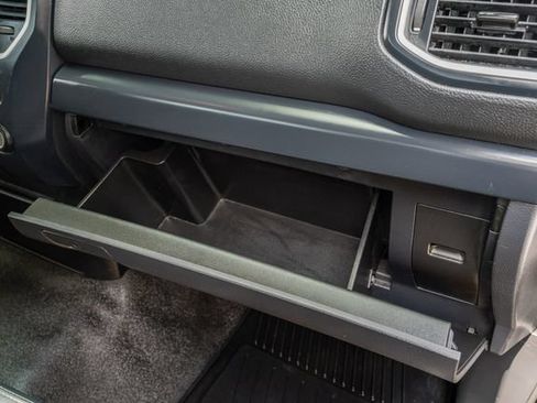 Used 2017 Nissan Titan S RWD image 37