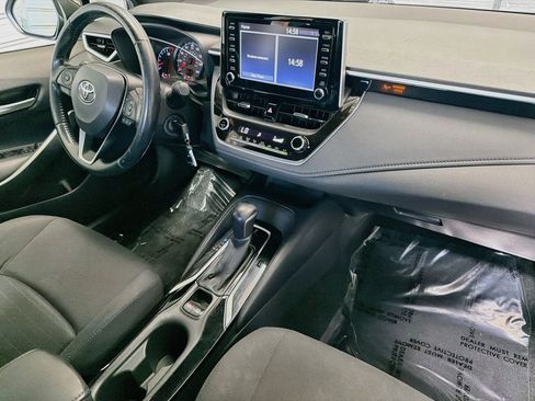 Used 2020 Toyota Corolla SE FWD image 12