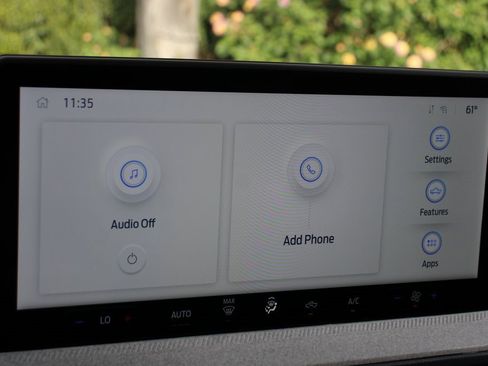 Used 2025 Ford Maverick XLT w/ Equipment Group 302A image 29