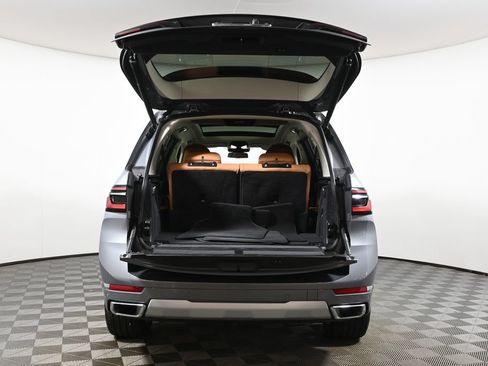 Certified 2024 BMW X7 xDrive40i w/ Premium Package AWD/4WD image 38