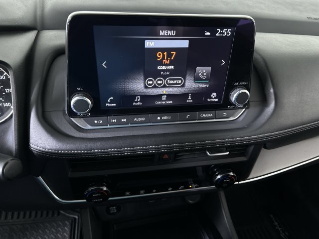 Used 2024 Nissan Rogue SV AWD/4WD image 14