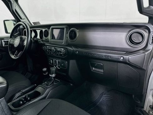 Used 2021 Jeep Wrangler Unlimited Sport AWD/4WD image 33