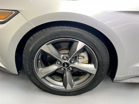 Used 2016 Ford Mustang Convertible w/ Equipment Group 051A image 13