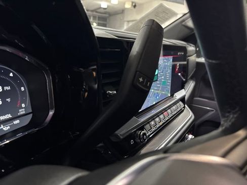 Used 2025 GMC Sierra 1500 SLT image 27