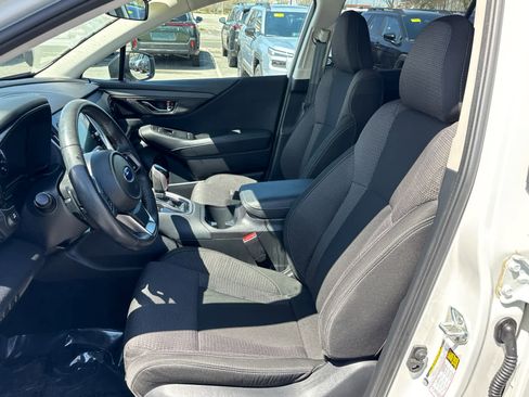 Certified 2023 Subaru Outback Premium AWD/4WD image 9